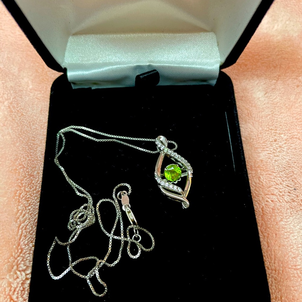 Peridot necklace 10k white gold